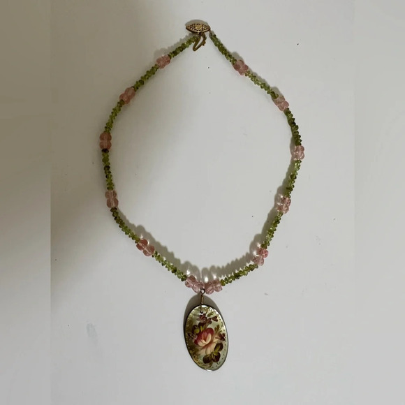Jewelry - VTG NECKLACE